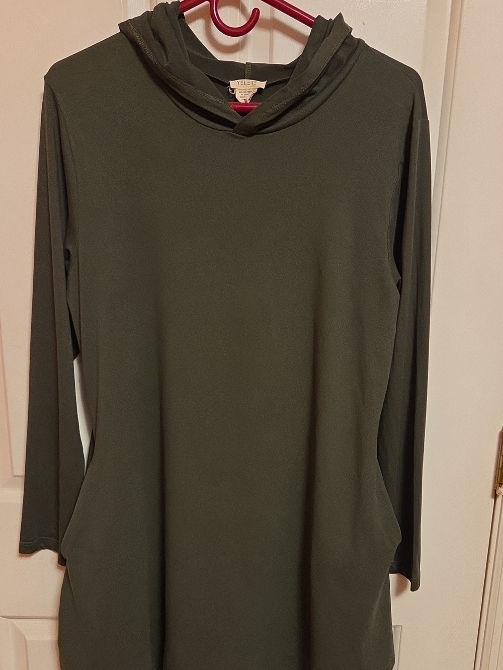 Yelete Tunic long sleeve Top With Hoodie